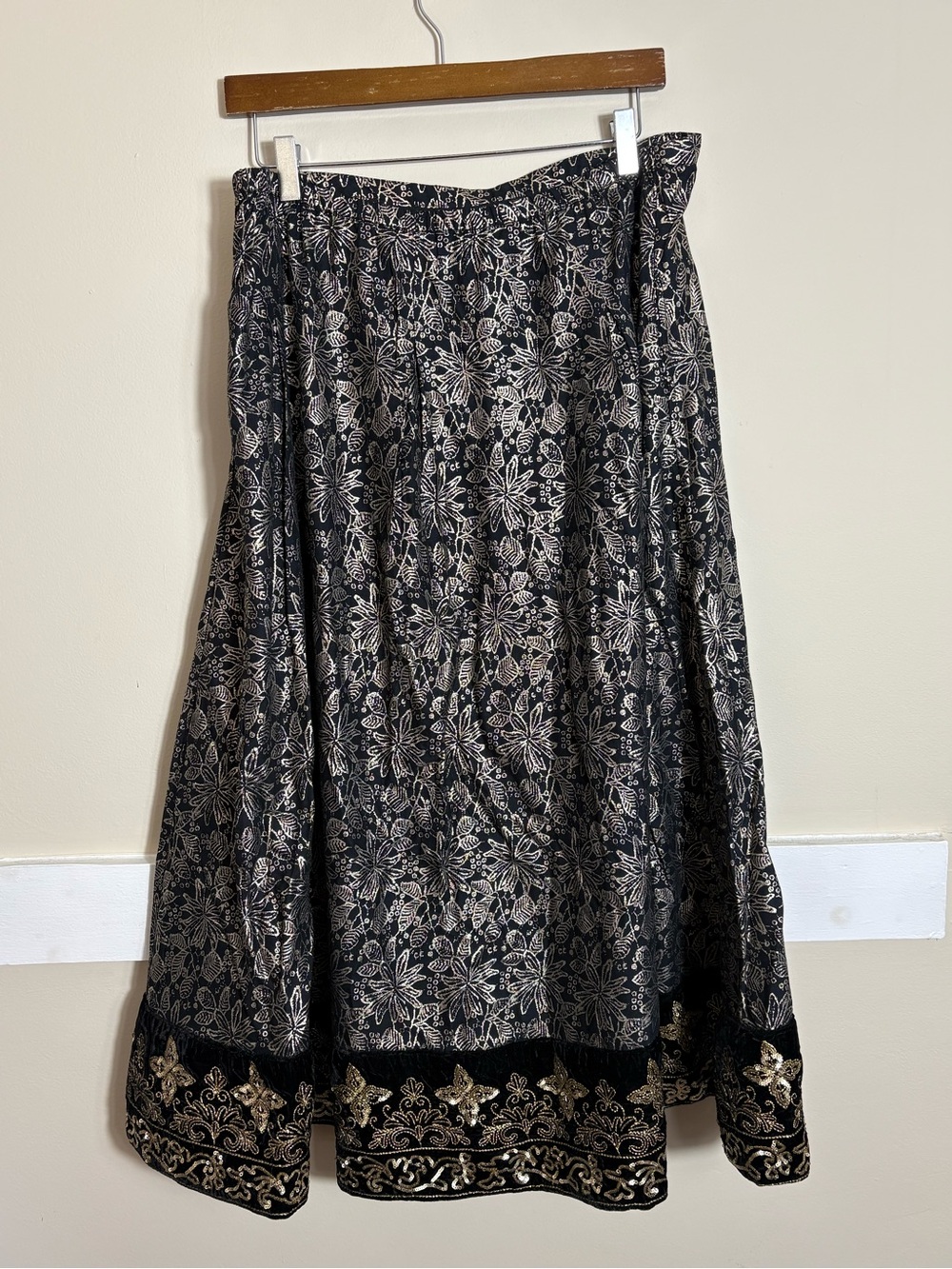 Soft Surroundings Petite Large Maxi Skirt Black Gold Velvet Sequin Boho Luxe - Picture 6 of 12
